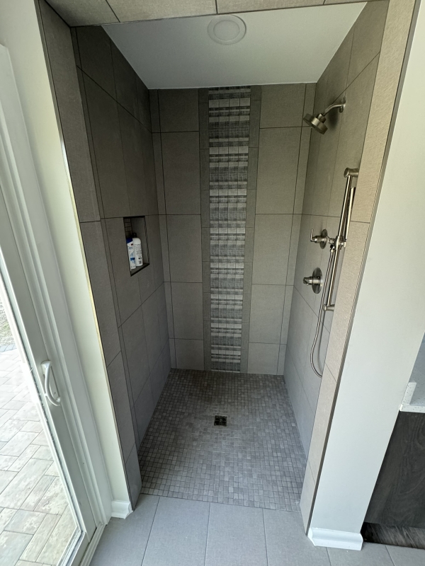 Premium Tile Bathtub